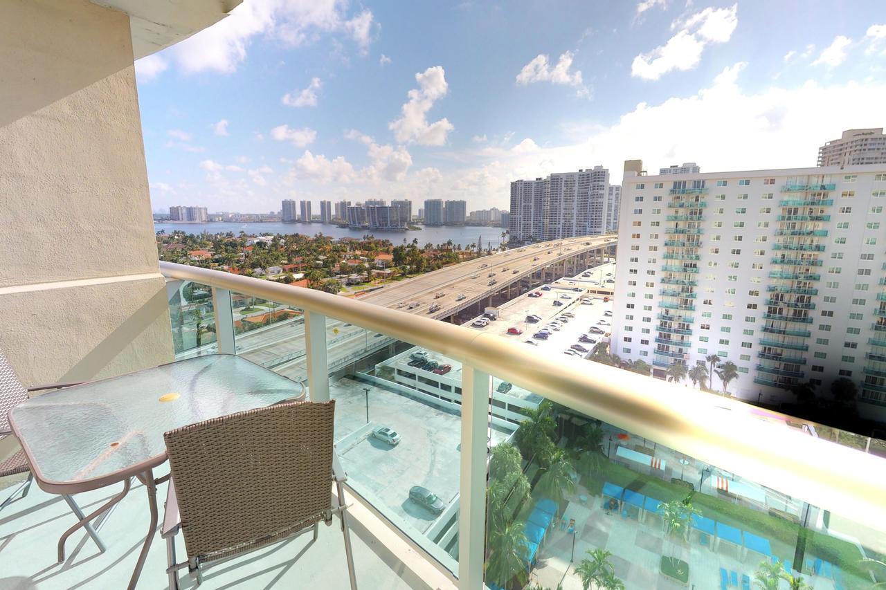 Ocean Reserve Condo By Flatsaway 마이애미 비치 외부 사진